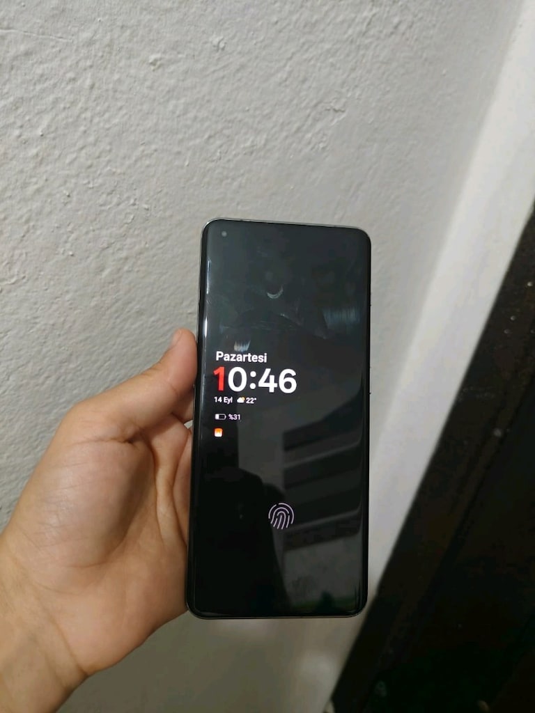 ONEPLUS 11 - 6