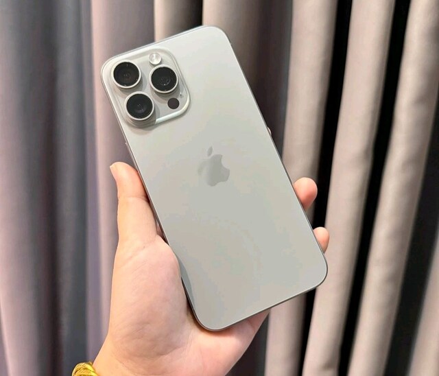 İlk Sahibinden İPhone 15 Promax