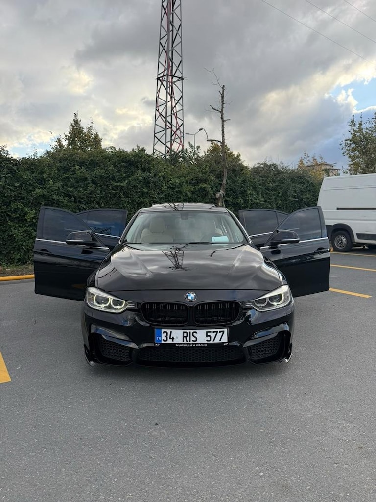 BMW 320i - 8