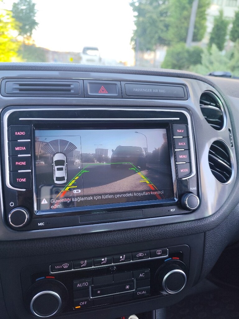 wolksvargen 2012 tiguan - 16