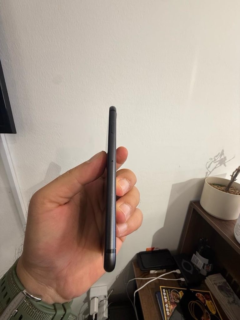 İPhone 8 64GB Siyah - 5