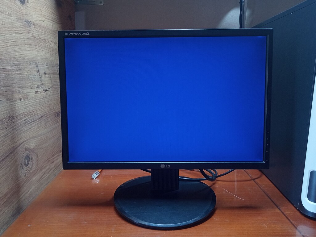 LG Flatron 19'' 75 Hz Monitör (L194WS-BF) - 4