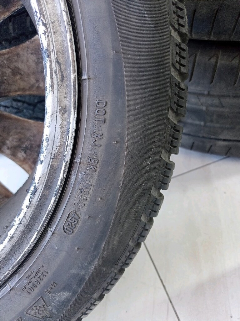 205 55 R16 Audi jantlı Pirelli kışlık lastik - 2