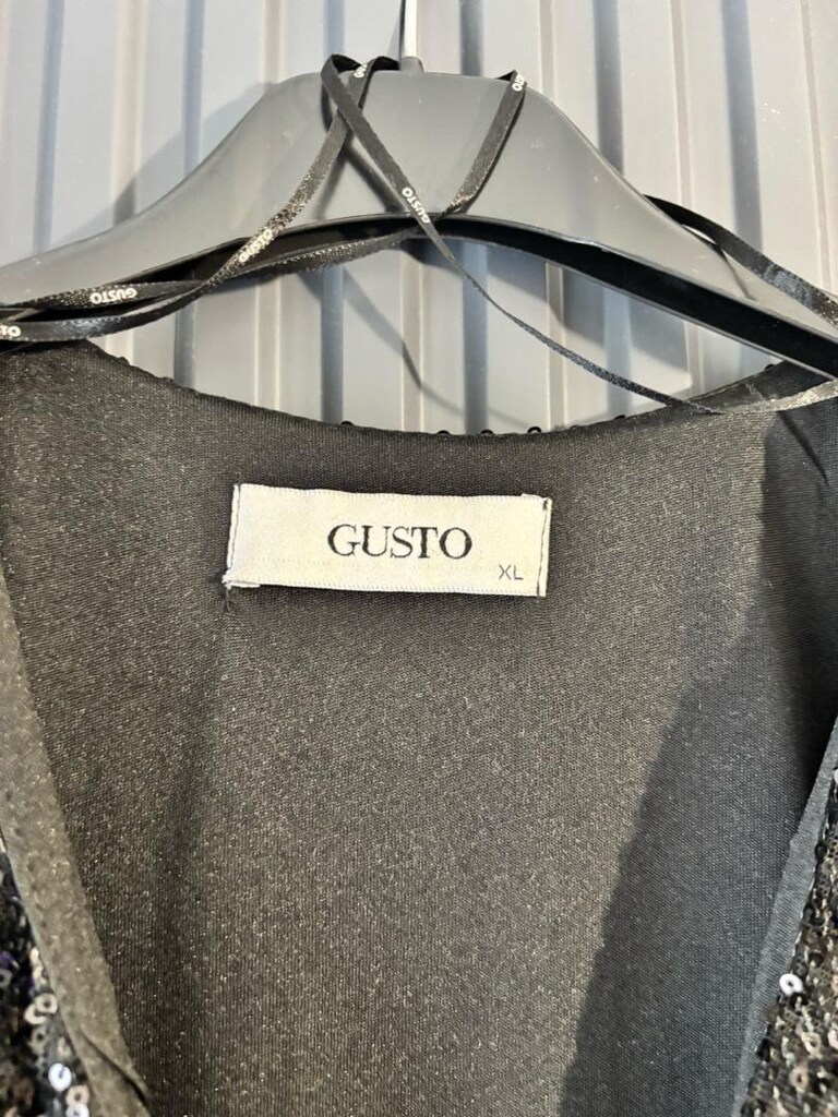 Pullu Elbise — görsel 4/4
