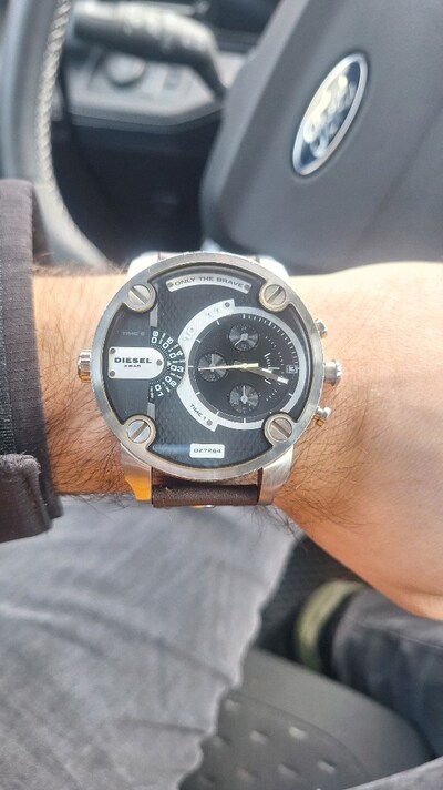DIESEL DZ7264 SAAT