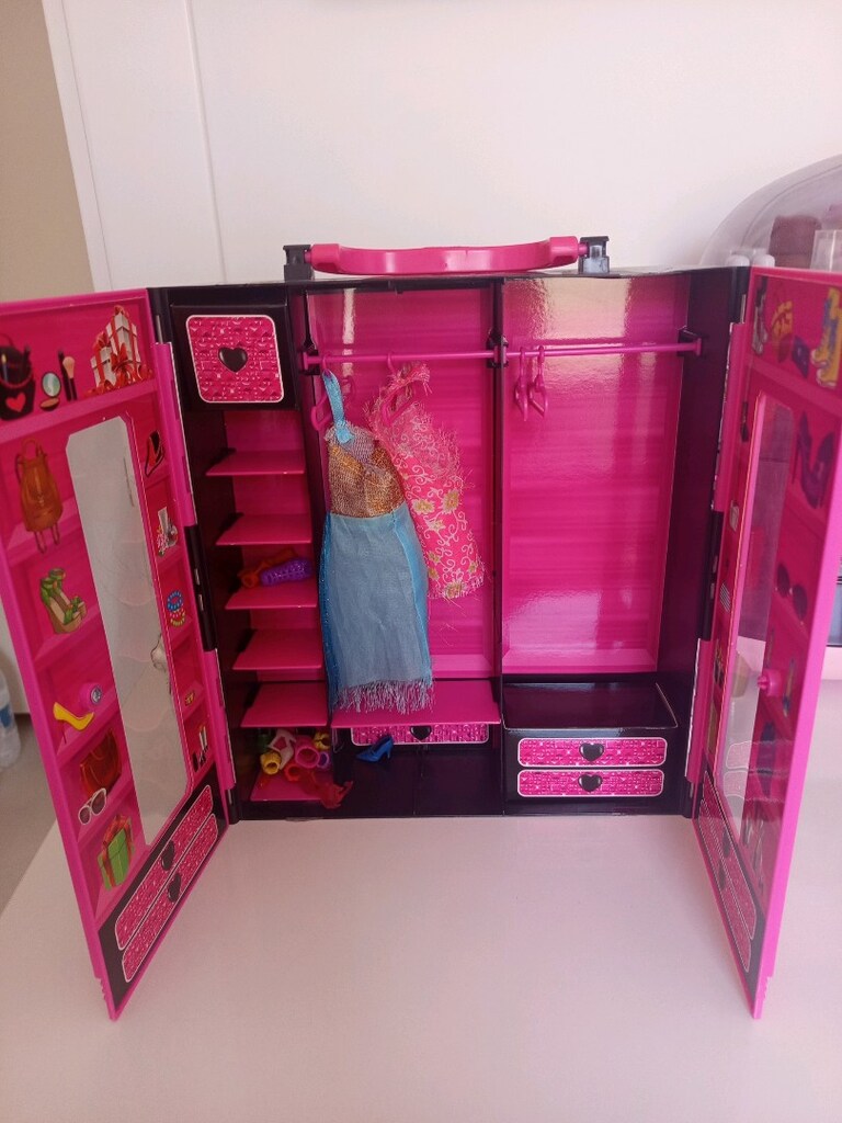 barbi barby dolap - 2