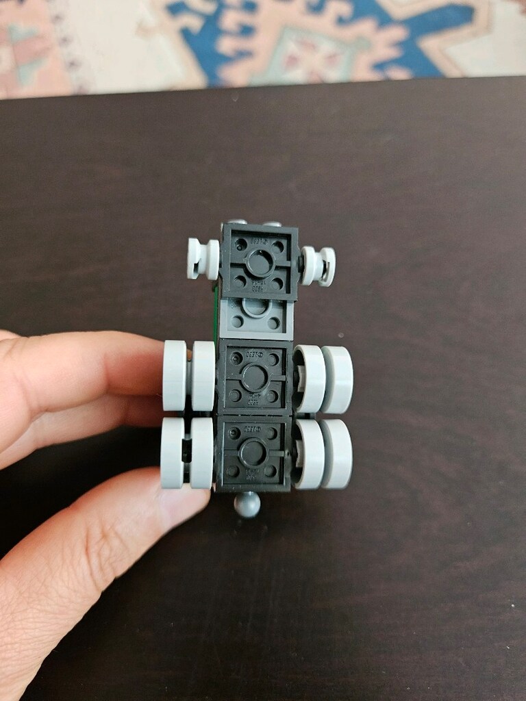 LEGO Creator 11945 Buharlı Lokomotif - 4