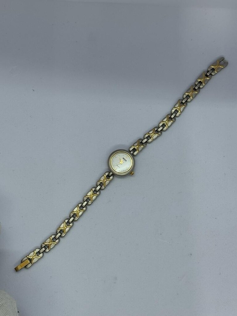 Wesse Time Ambalajında Sıfır Çift Renk Kadın Saati (Sapphire) - 5