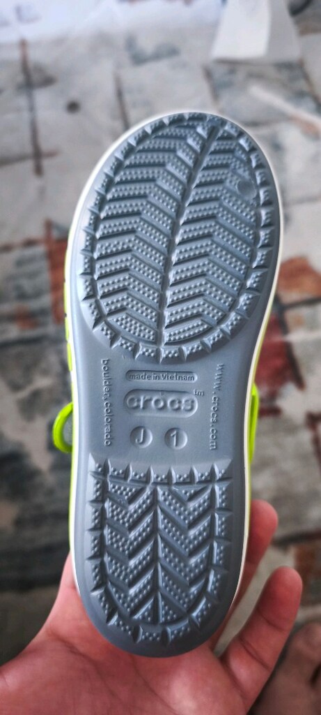 Hiç kullanılmamış Crocs Çocuk Sandalet 33 numara - 2