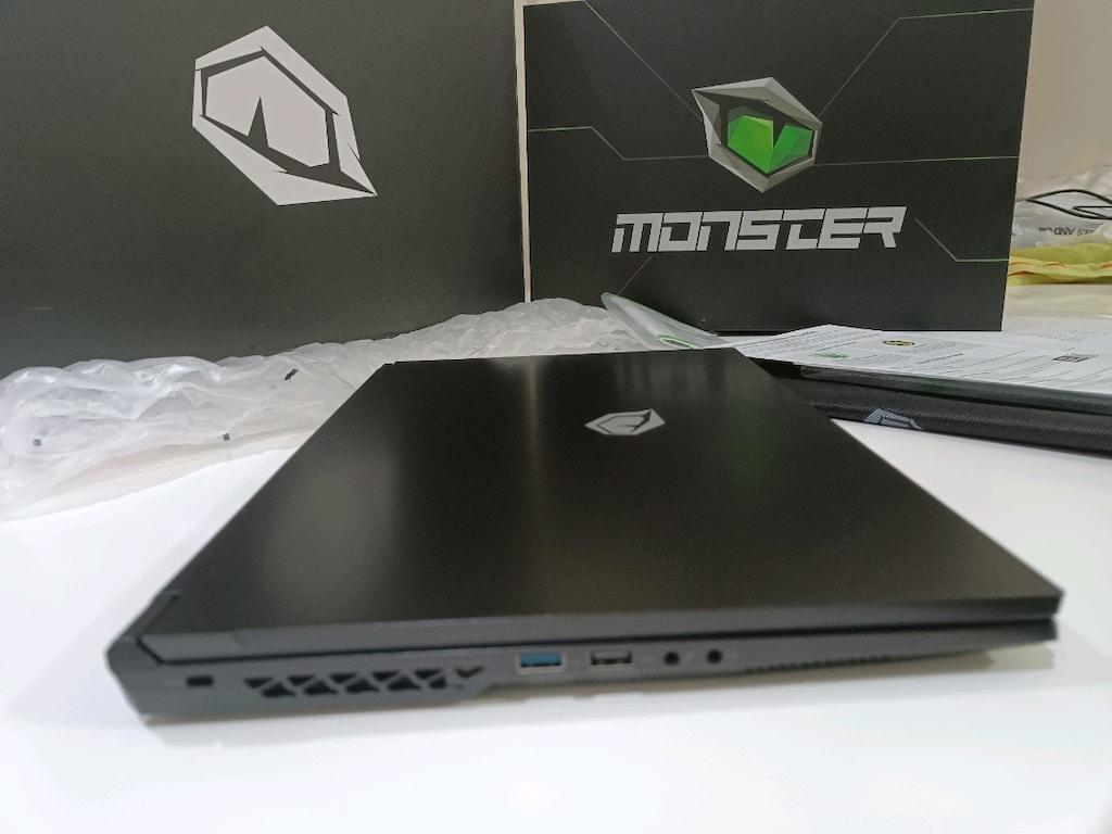 1 aylık MONSTER ABRA 17.3/144HZ/ CORE 7 ULTRA 250H 16 GB /1 TB - 14