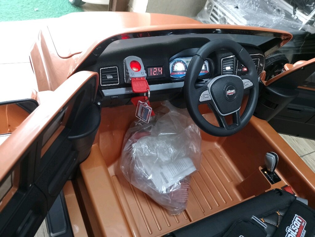 İNCİ AKÜLÜ ARABA (SIFIR) 12V KUMANDALI VW AMAROK - 12
