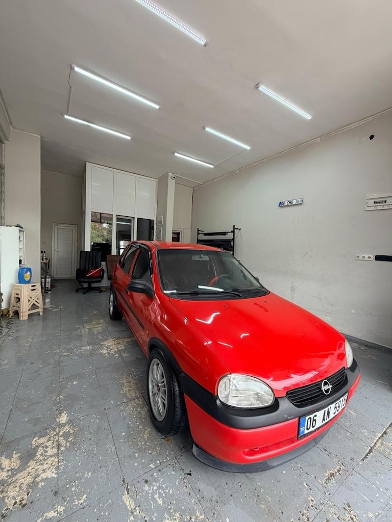 98 Opel corsa - 2