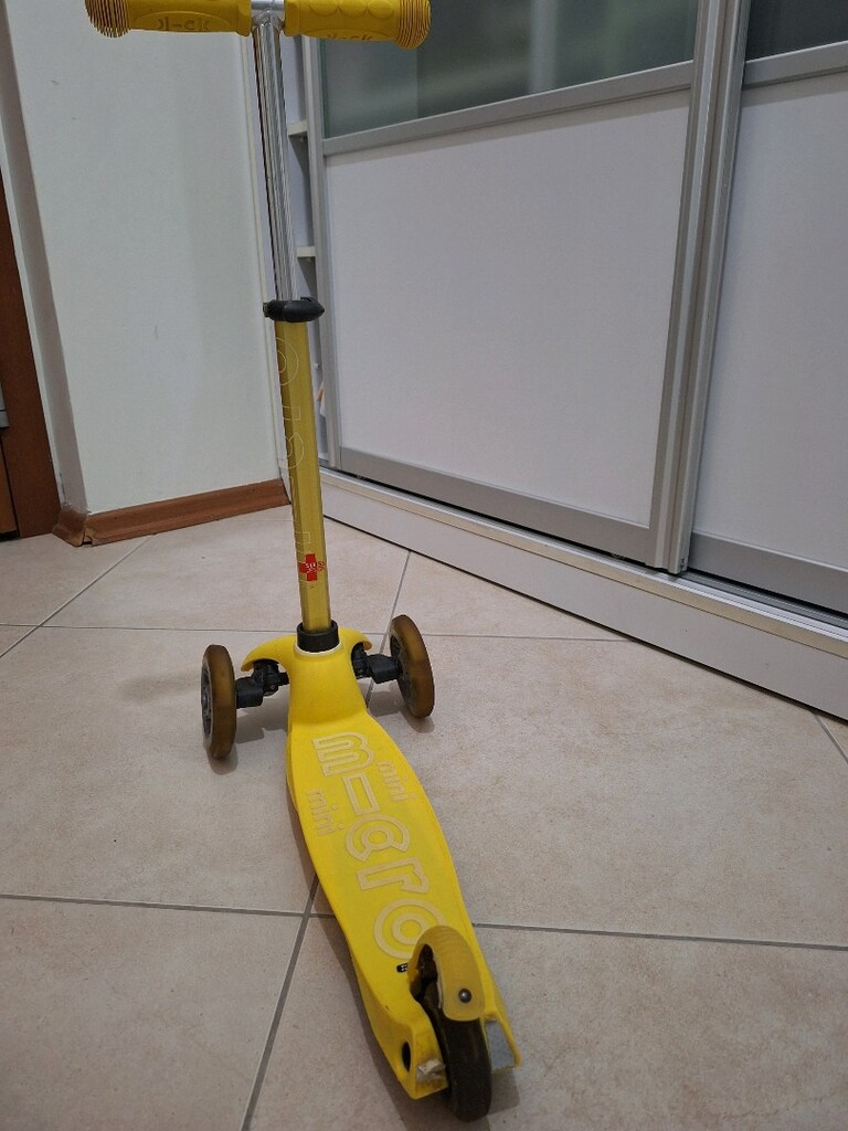 tekerleri ledli micro mini scooter hicbir sorunu yoktur - 3