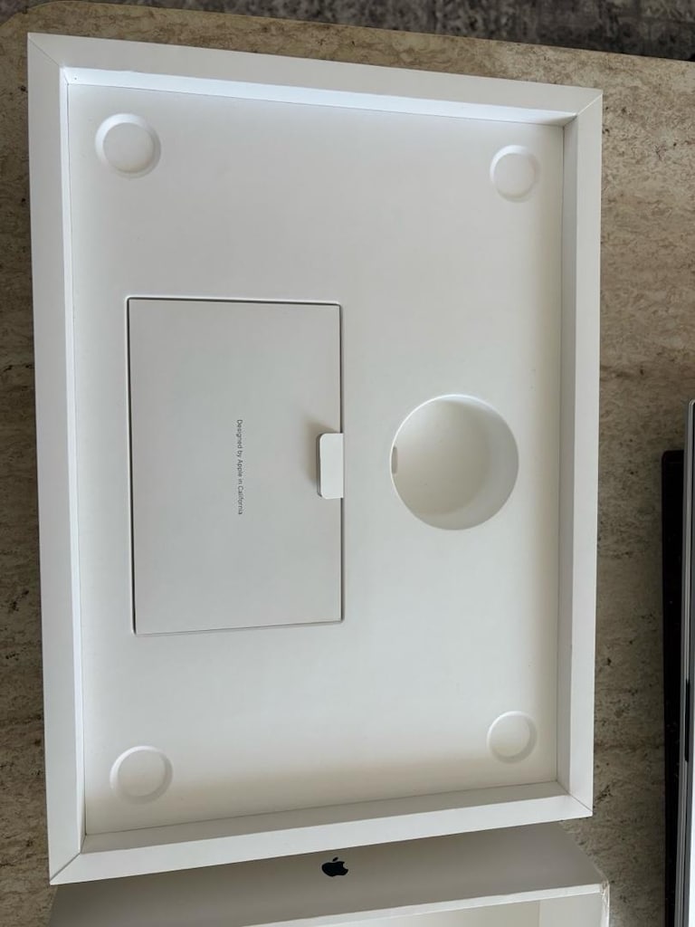 Apple MacBook Air M2 15,3” Gece Mavisi - 3