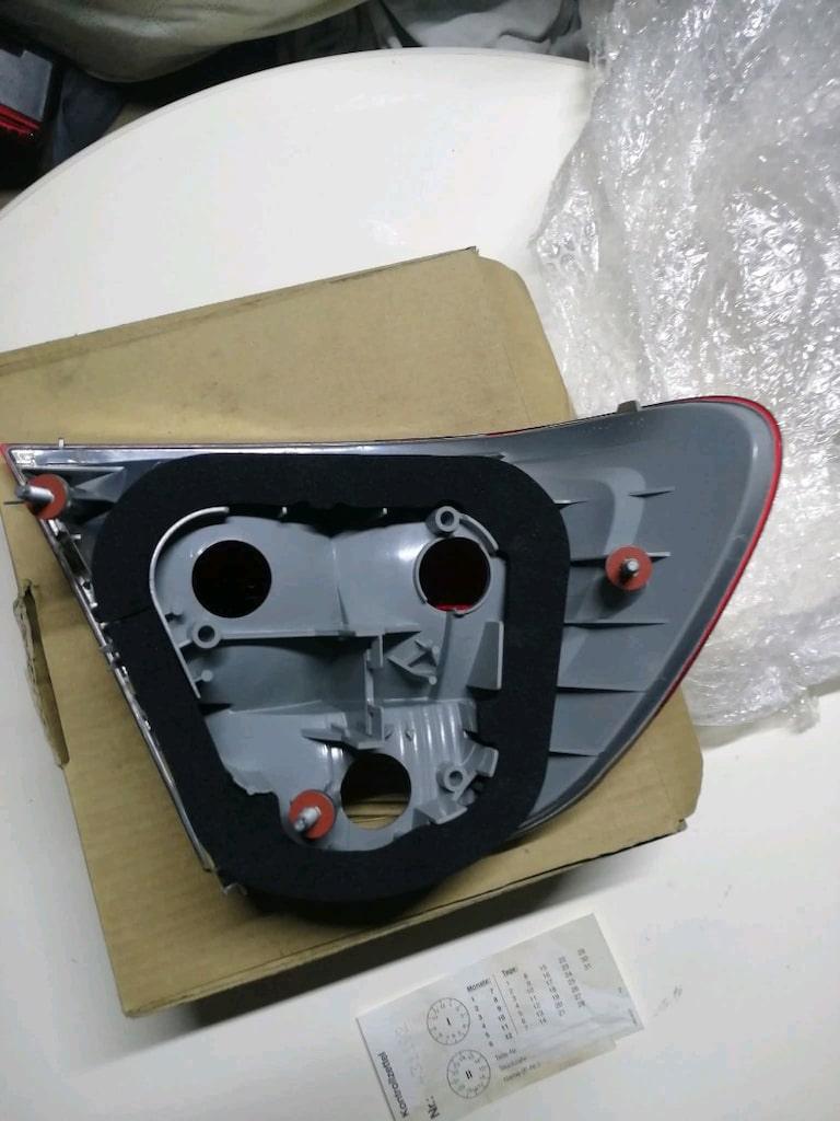 BMW E46 COUPE orjinal sıfır sağ stop - 4