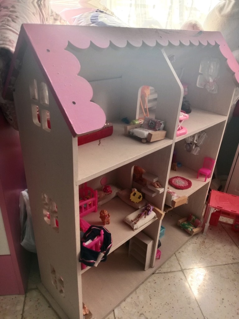 Barbie evi - 2