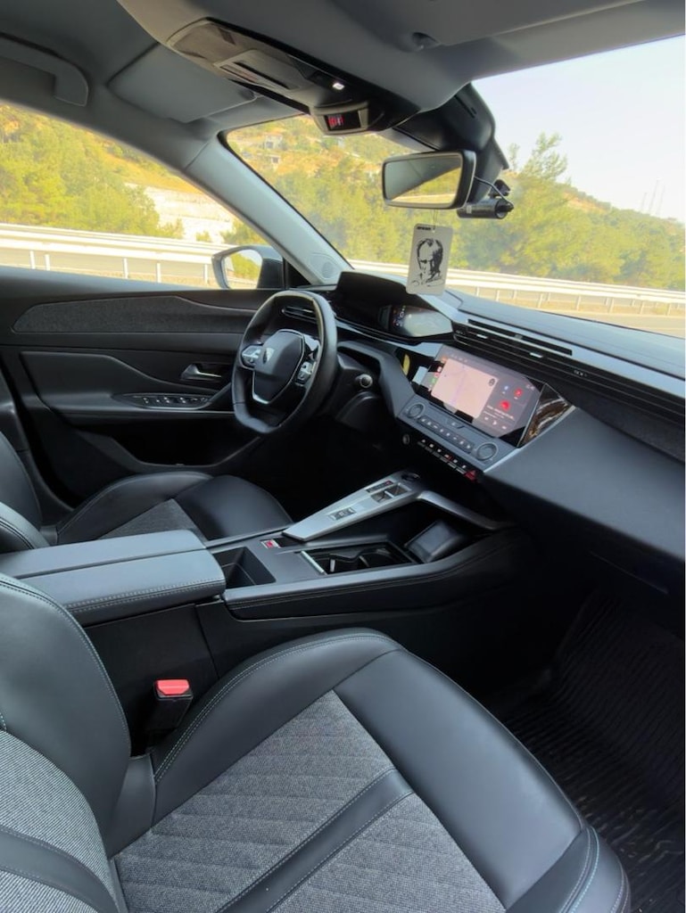 SAHİBİNDEN PEUGEOT 408 1.2 PURETECH ALLURE 2023 MODEL (C1 DONANIM) - 6