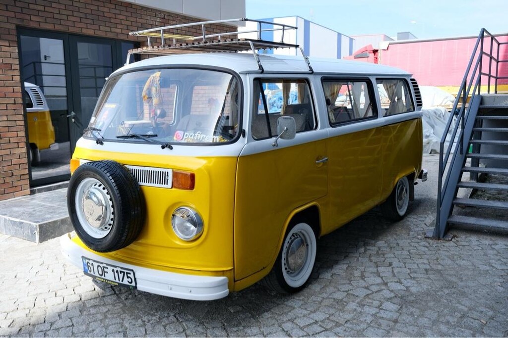 1975 Vosvos T2 Karavan - 7