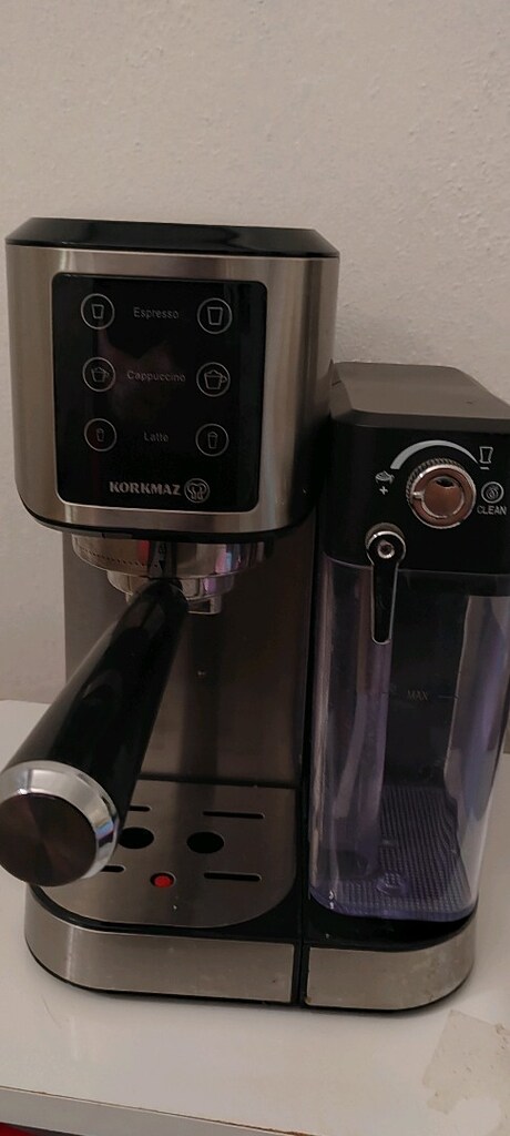 Korkmaz Espresso, Cappuccino & Latte Kahve Makinesi – 2. El - 3
