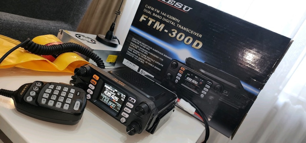 YAESU FTM-300D MOBİL TELSİZ + AKSESUAR - 2
