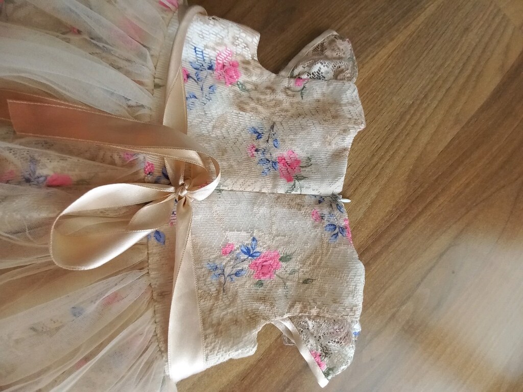 Çiçekli Kabarık Şık kız çocuk elbisesi - 7