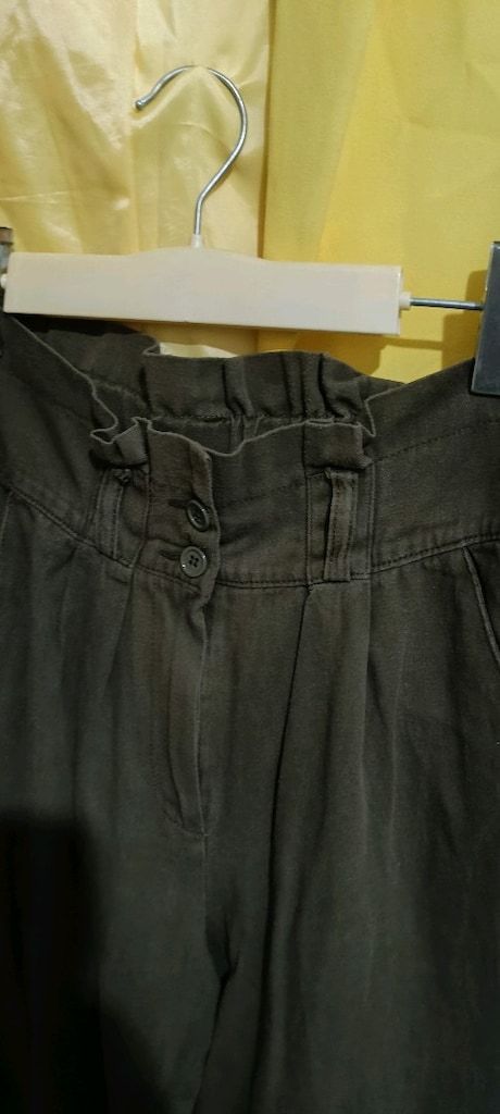 Canlı sarı renkte, oversize kesimli bu blazer ceket; açık ön tasarımı, — görsel 2/7