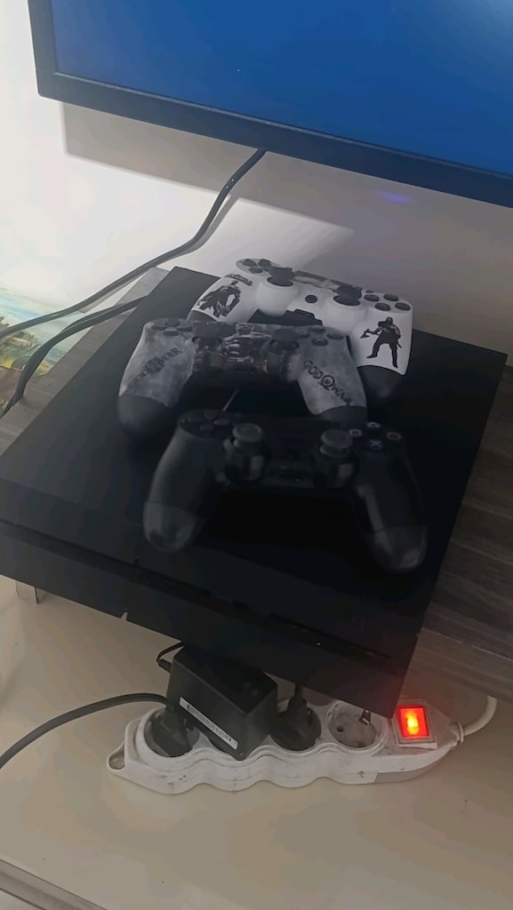 ps4 slim 500 GB pazarlık payı var - 3