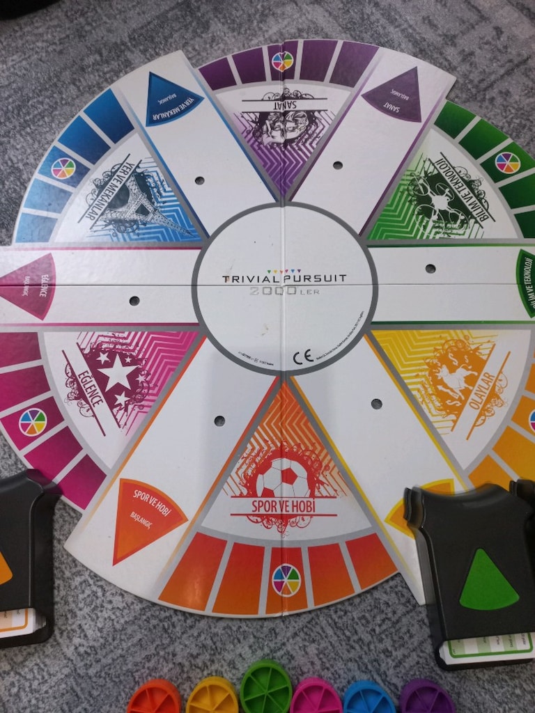 kutu oyunu tirivial Pursuit 2000 - 3