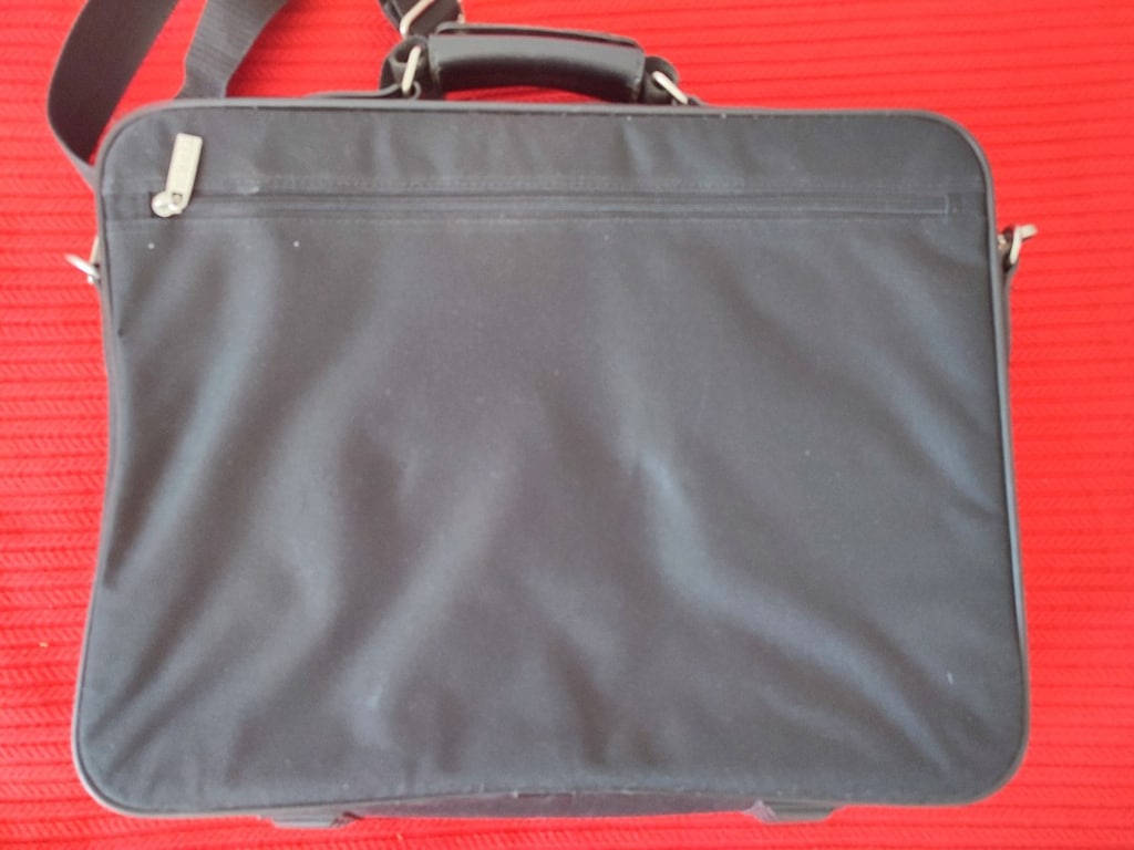 Toshiba notebook laptop evrak çantası - 8