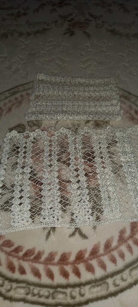 Dantel yastık başı - 5
