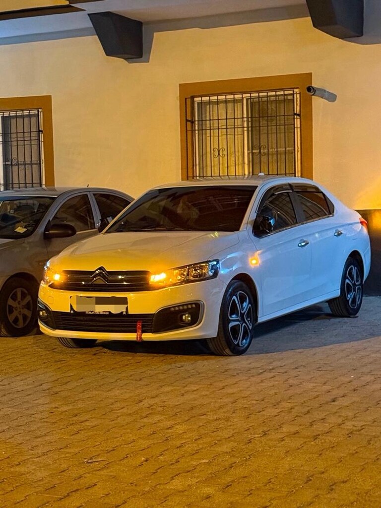 Citroen C Elyeese - 14