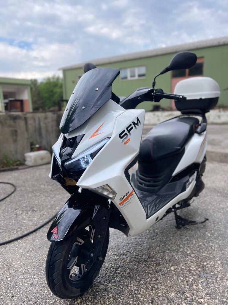 SFM LAHOS 125 cc - 5