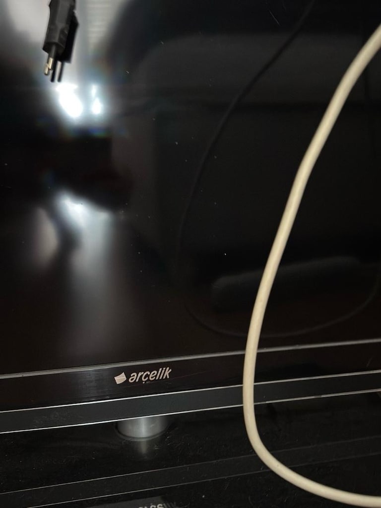 ARÇELİK TELEVİZYON İNTERNET BAĞLANTILI ÇALIŞIR DURUMDA - 2