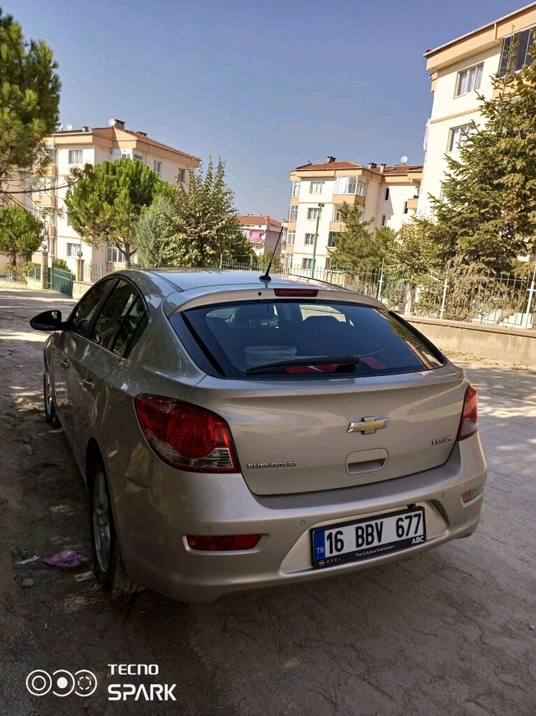 TEMİZ BAKIMLI DÜŞÜK KM - 10
