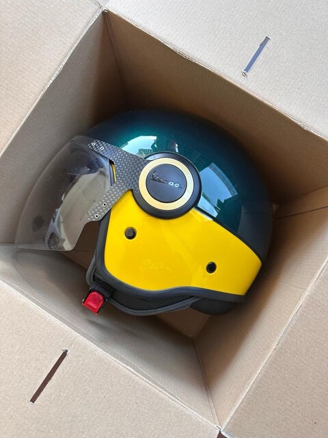 Vespa kask