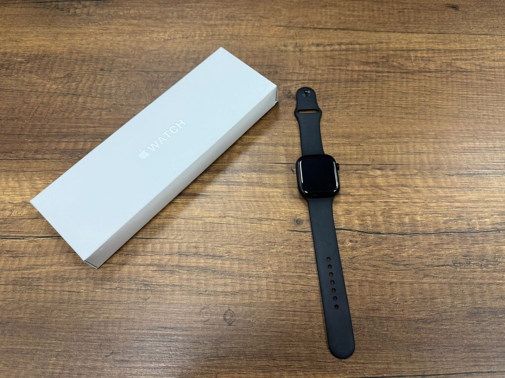 Apple Watch Series 11 46mm Siyah Akıllı Saat - 3