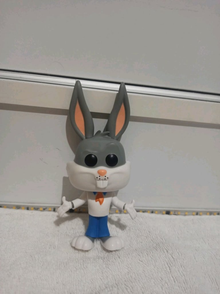Bugs Bunny Figürü - 2