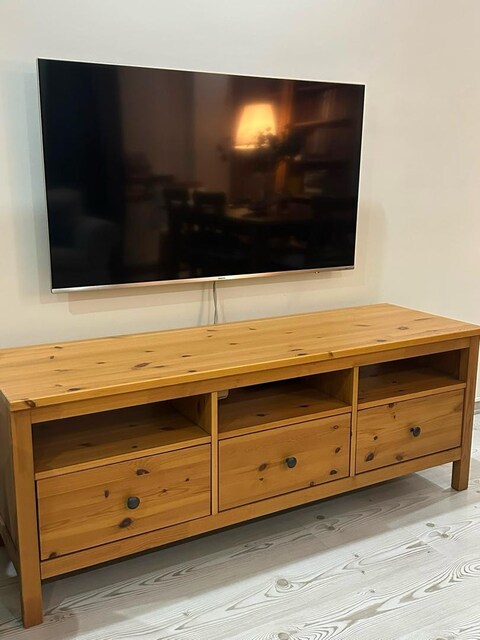 ikea hemnes tv ünitesi