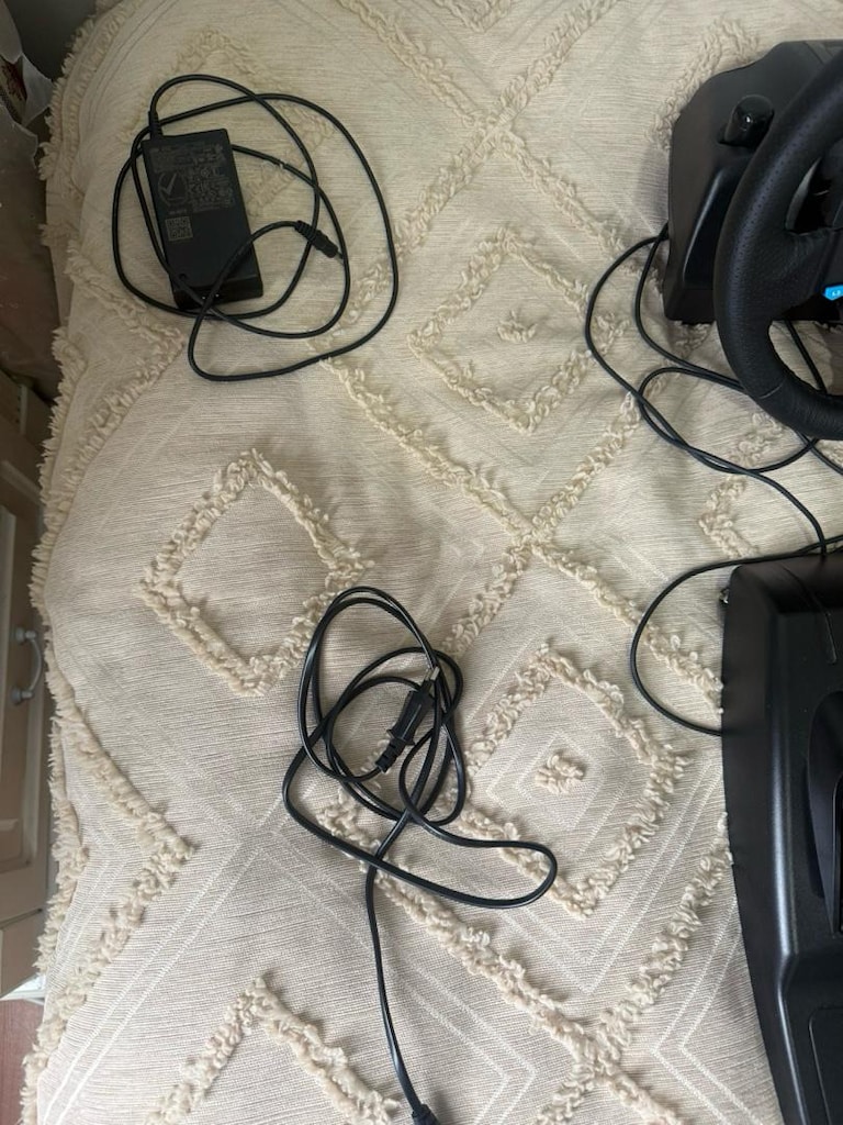 Logitech G29 Direksiyon+Pedal+Shifter Sorunsuz - 4