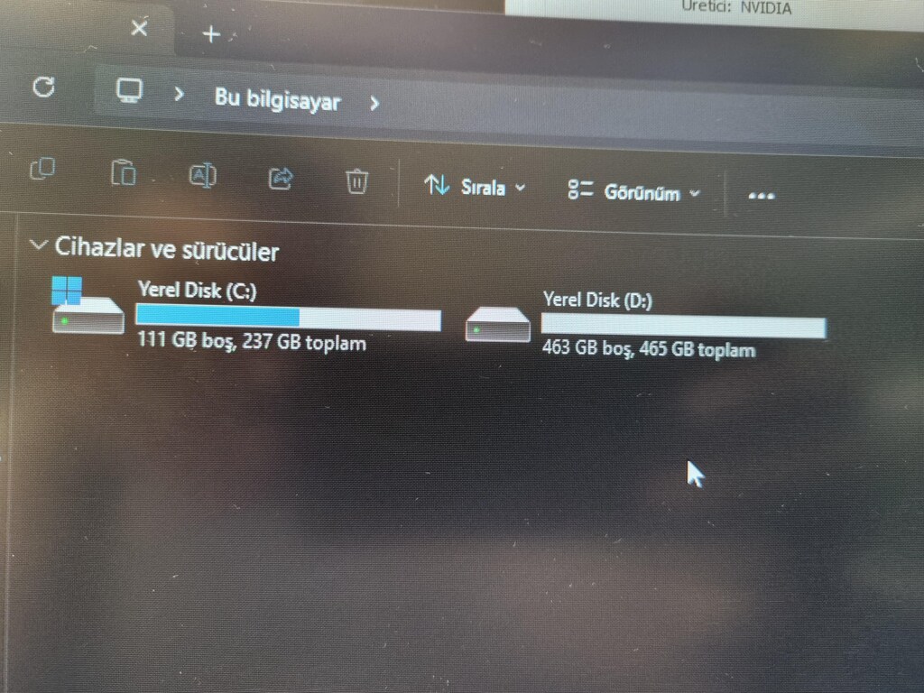 GTX1660 SUPER E.K/RYZEN 5 3600 İŞLEMCİ/16GB RAM/512 SSD - 9