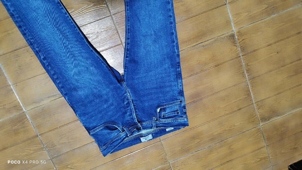#Little Big jeans pantolon Mağazasında pahalıdır..Eni çekilince 40