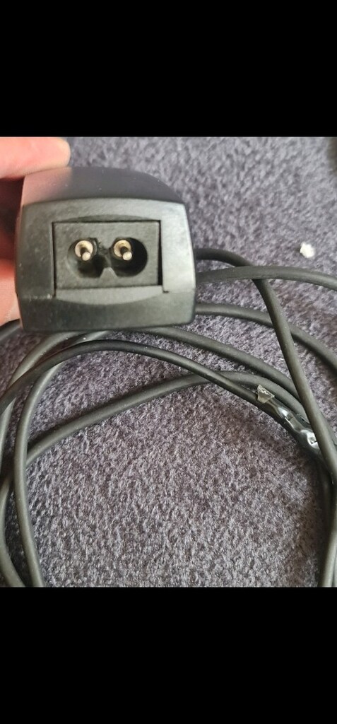 Ericsson şarj cihazı - 6