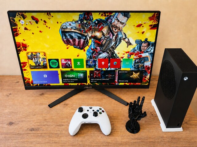 Xbox Series S 512GB/Asus TUF 24Inch 146Hz Monitör/Full Aksesuar Seti