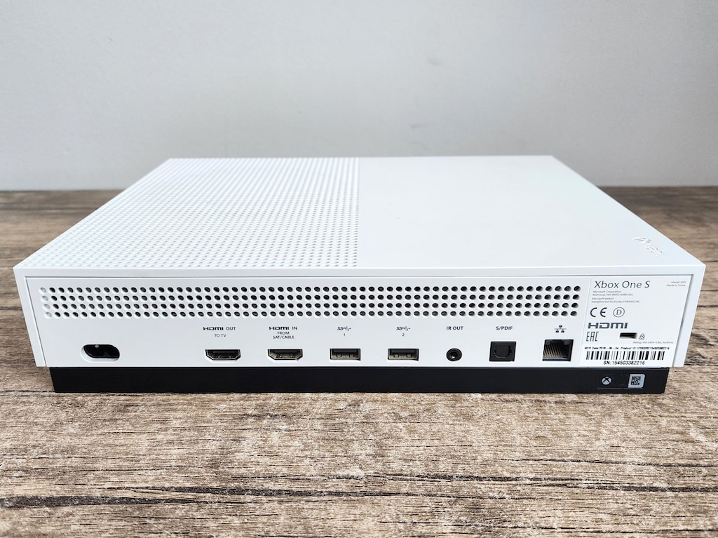 X Box One S / Çift Kol / Hatasız / 1 TB - 8