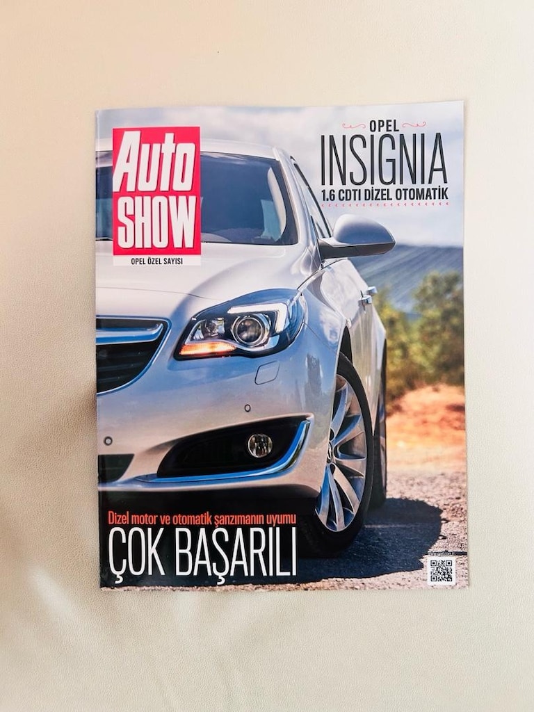 Opel Insignia mini katalog.