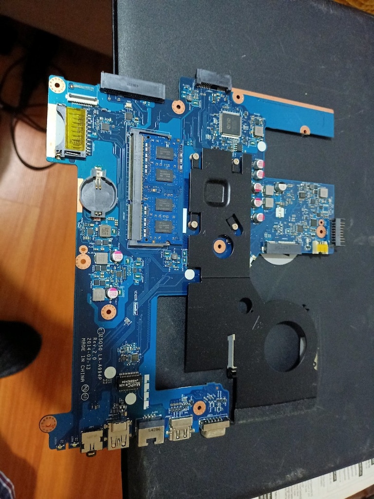 HP 250G3 Seleron onbord çalişan - 2