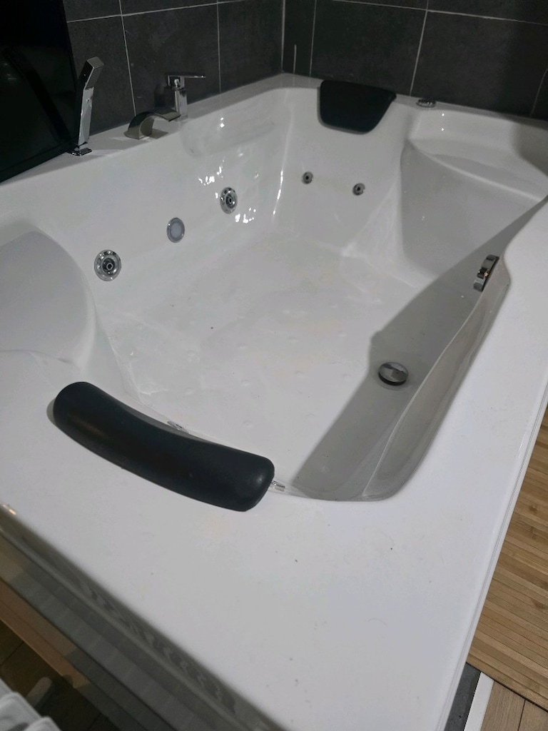 jakuzi banyo küvet 180x120
