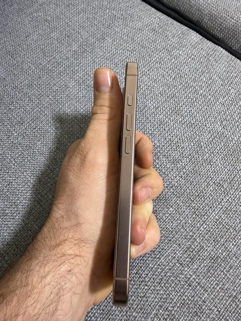 YD İPHONE 16 PRO (1 TB HAFIZA )1 YIL KULANIMA AÇIK - 6