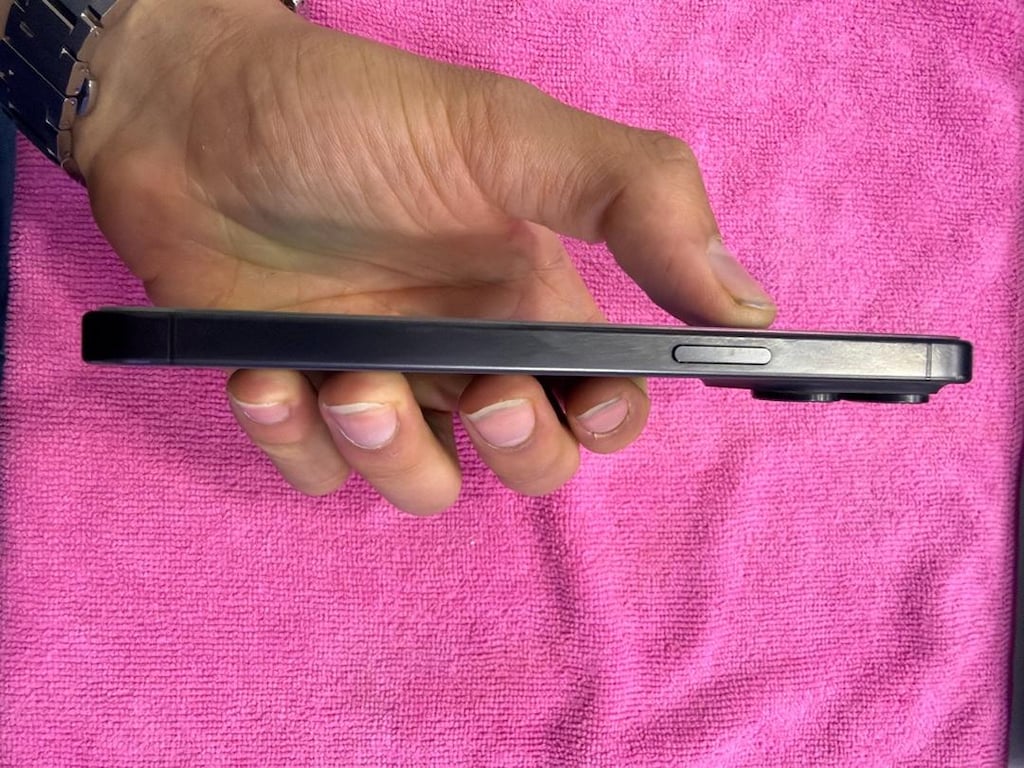 İPHONE 15 PRO MAX 256GB - 3