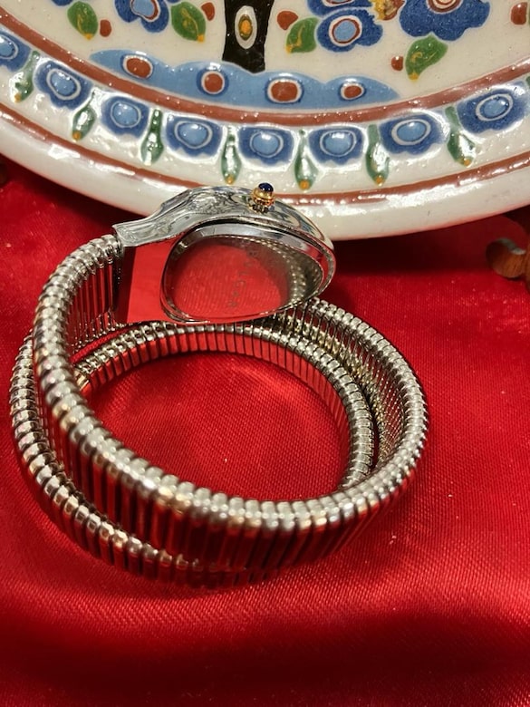 Bvlgari İki Renkli Metal yılan kordunlu kadın saat.. - 7